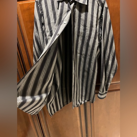 Ermenegildo Zegna Dress Shirt Mens Grey/Black Stripes EUC - L - Picture 6 of 7